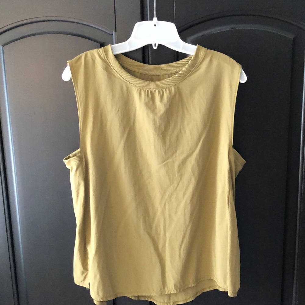 Women’s All in Motion Athletic Tank Top Size XLarge
